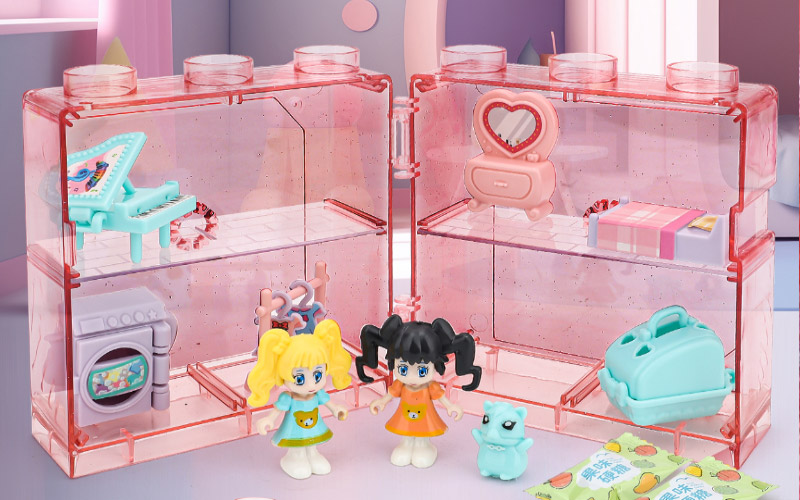 Candy toys are perfect for eating and playing
